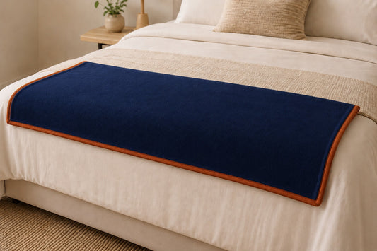 Pie de cama en  Polar y Cobre color AZUL MARINO